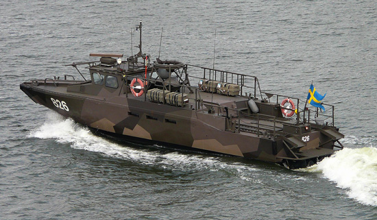 Combat Boat 90 (CB90)